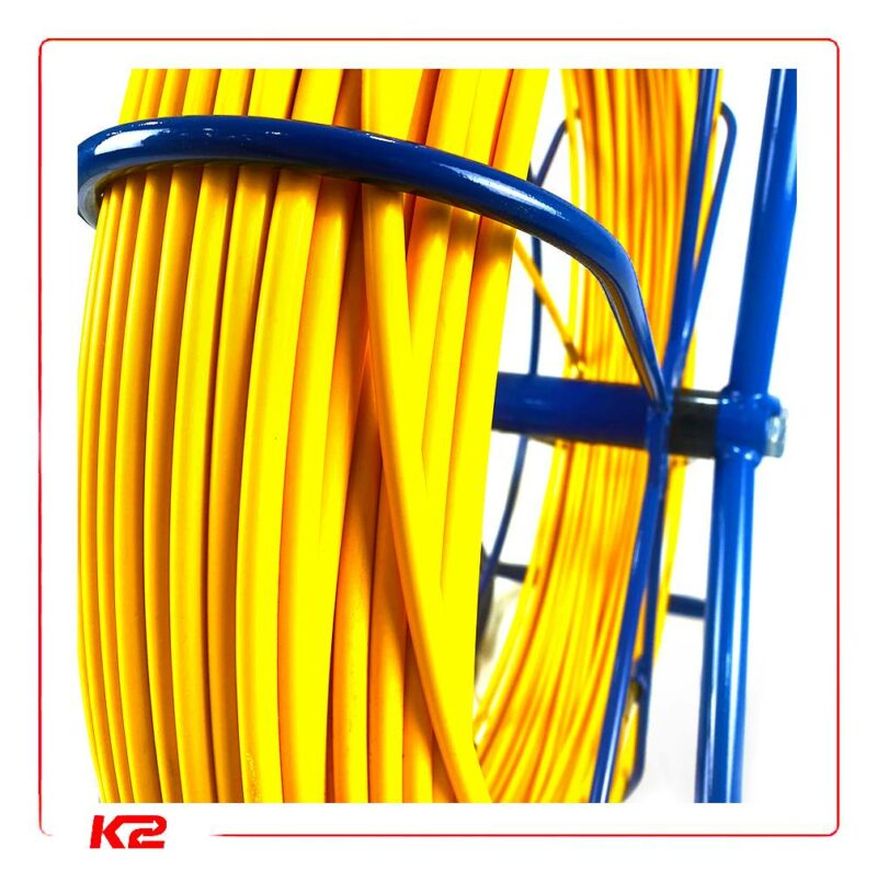 Aiguille de tirage fibre de verre 11mm lg 300m sur dévidoir à roulettes